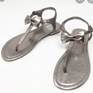 DV dolce vita sandals t strap bow sandals